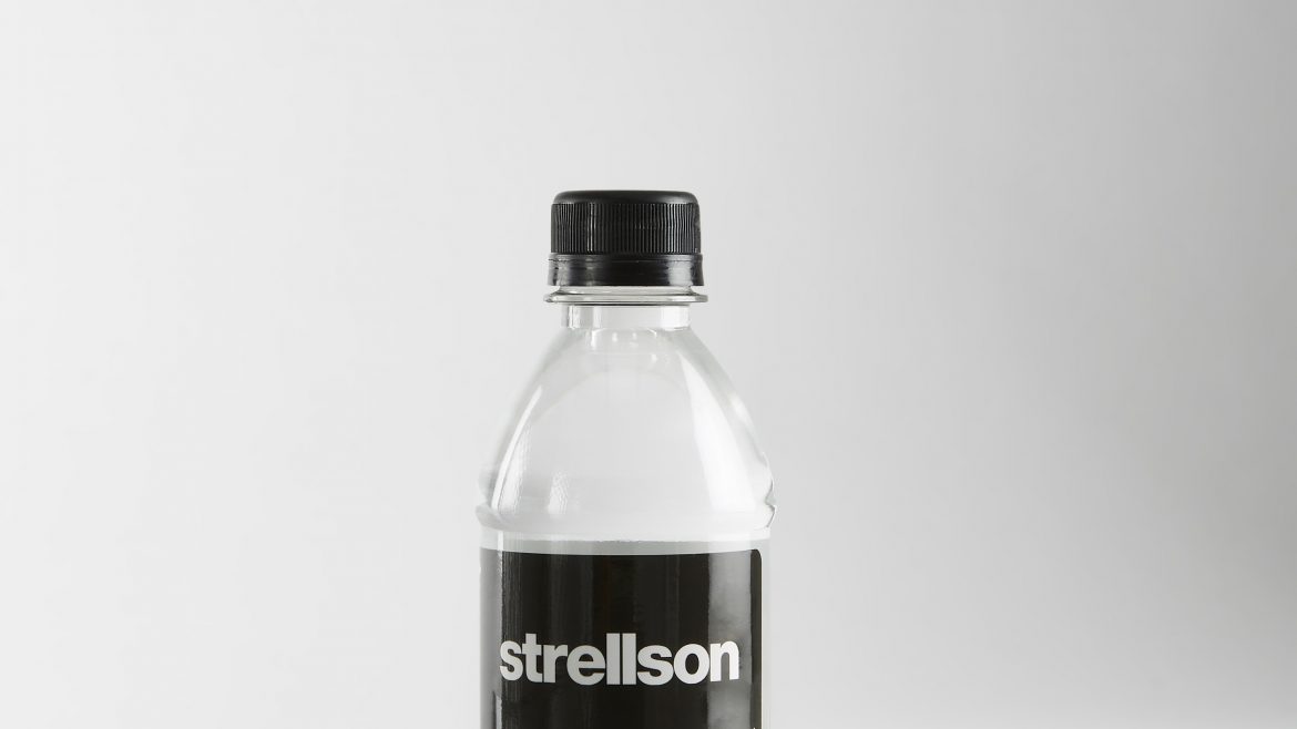 250ml PET Ribbed Clear Bottle Black Cap