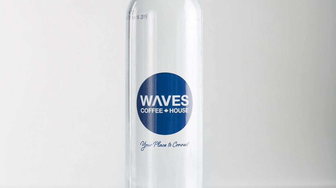 Smooth Shape RPET Bottle with Clear Cap Waves